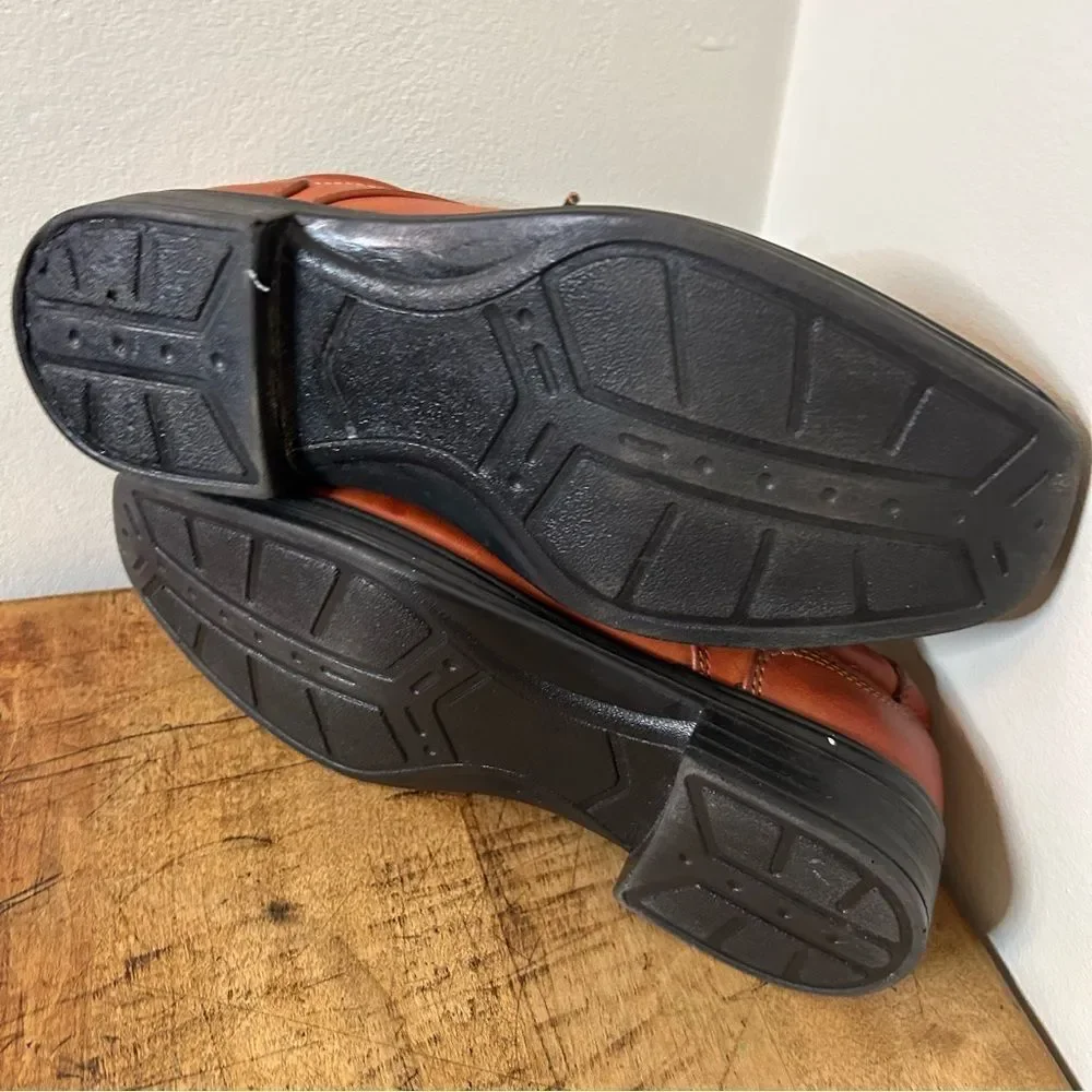 Stafford light brown dress shoes, boys sz 3, GUC